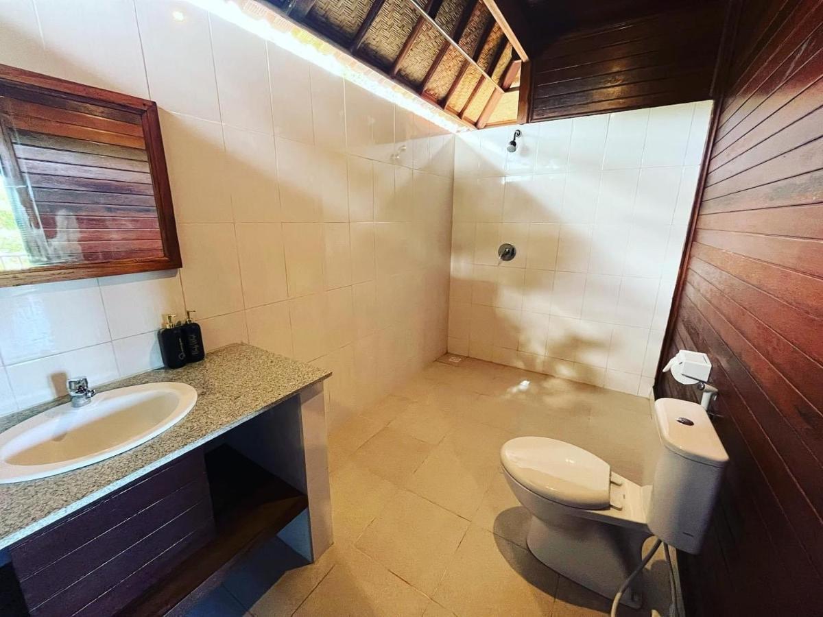 Hotel Sunset Hill Lembongan Nusa Lembongan Exterior foto
