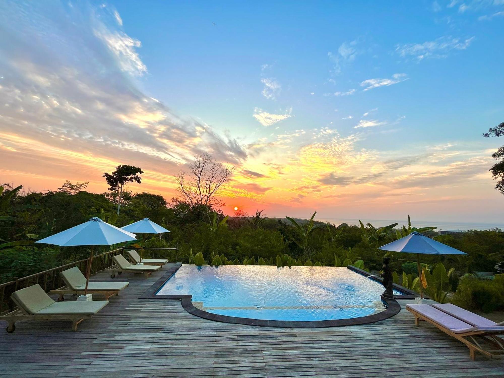 Hotel Sunset Hill Lembongan Nusa Lembongan Exterior foto